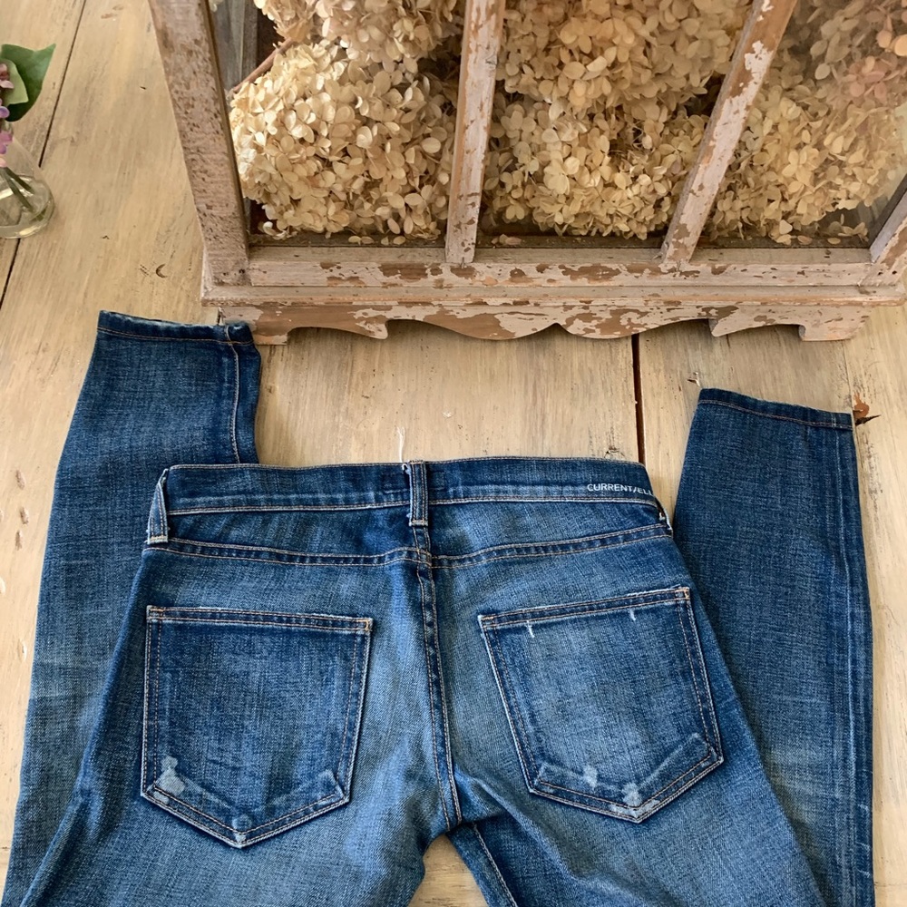 Current/Elliott The Crop Skinny  Style is “Lovely”